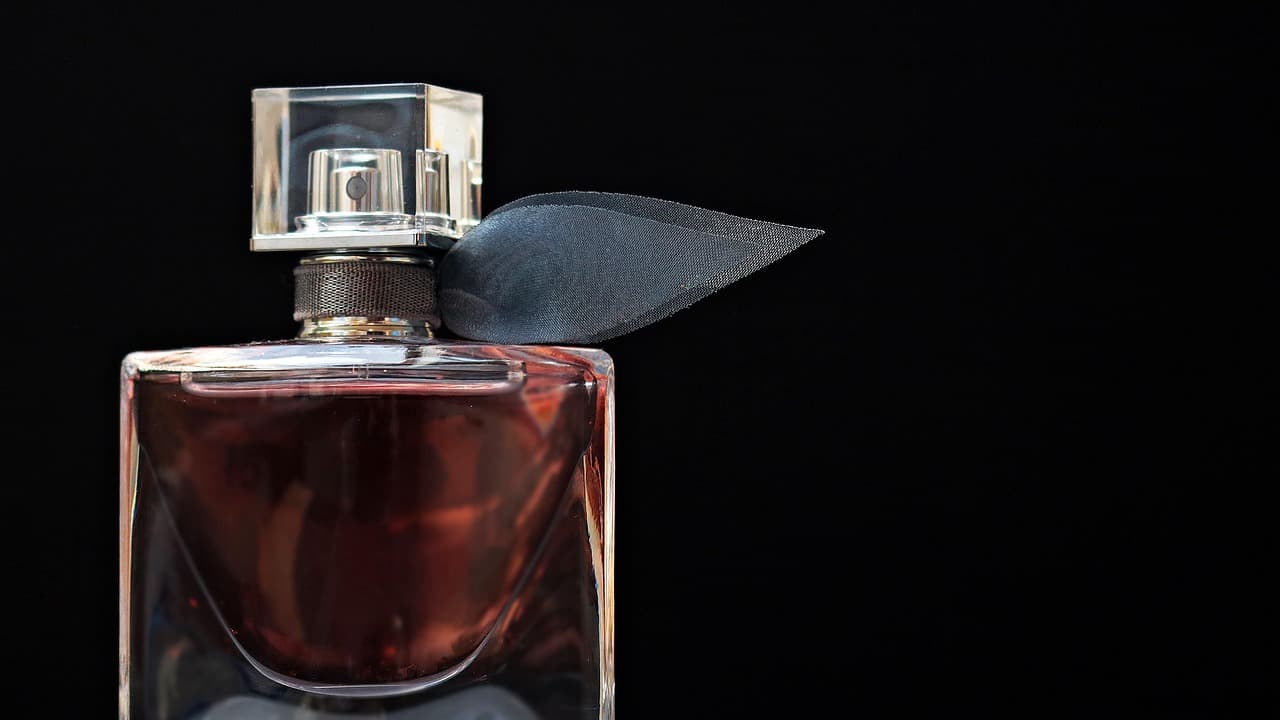 Case Study: Rebranding a Mid-Tier Perfume Into a GCC Gift-Worthy SKU