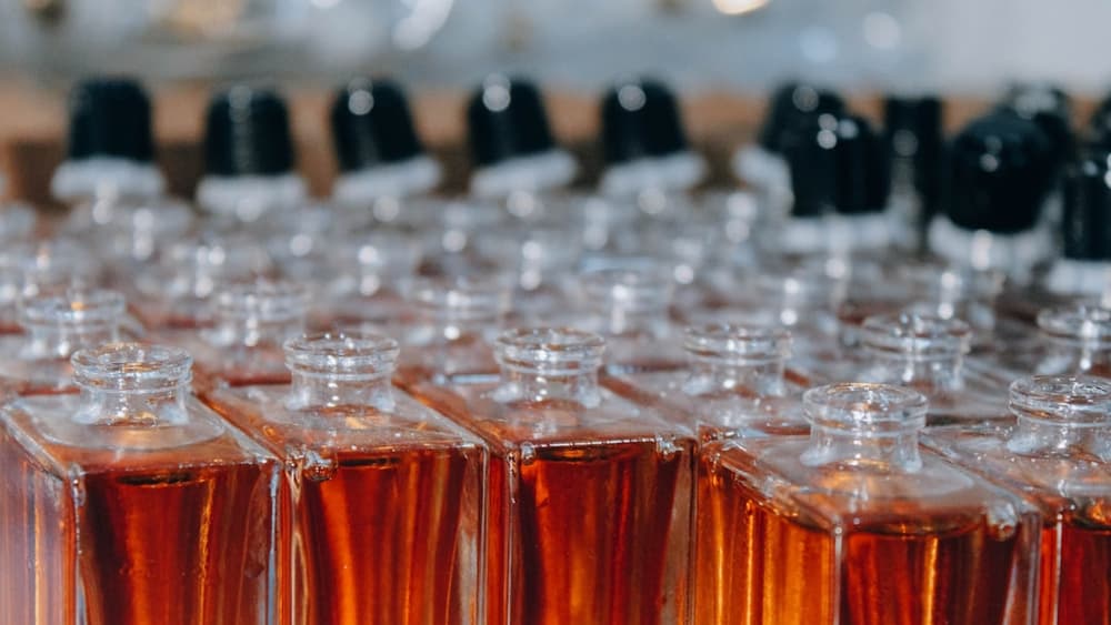 How to Request Perfume Samples From Manufacturers