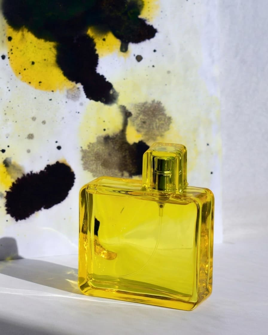The "Quiet Luxury" Perfume Packaging Trend Explained for Fragrance Brands